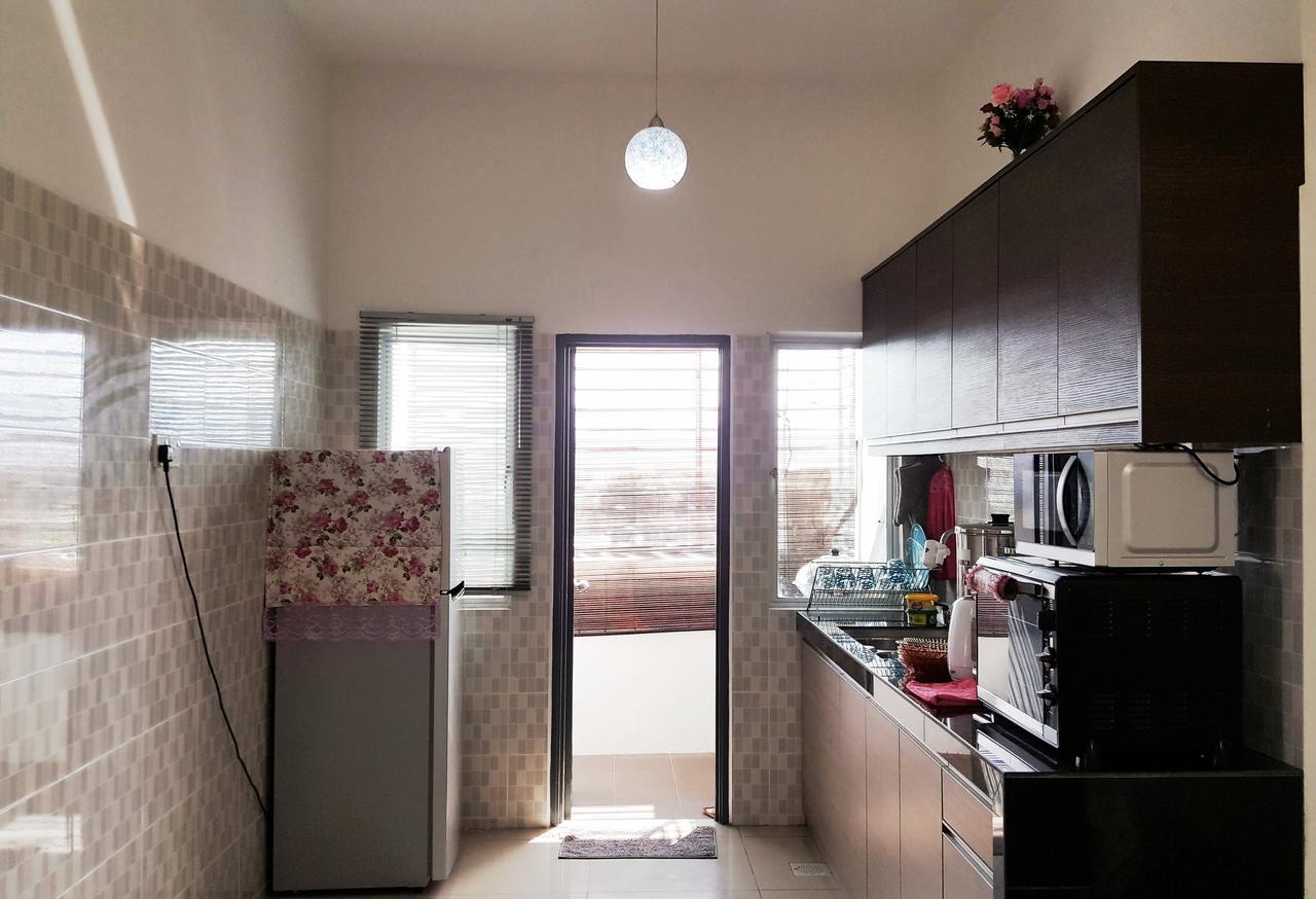 Mahkota Cheras Sweet Condo 1-14 Pax Near Mrt To Kl Куала-Лумпур Екстер'єр фото